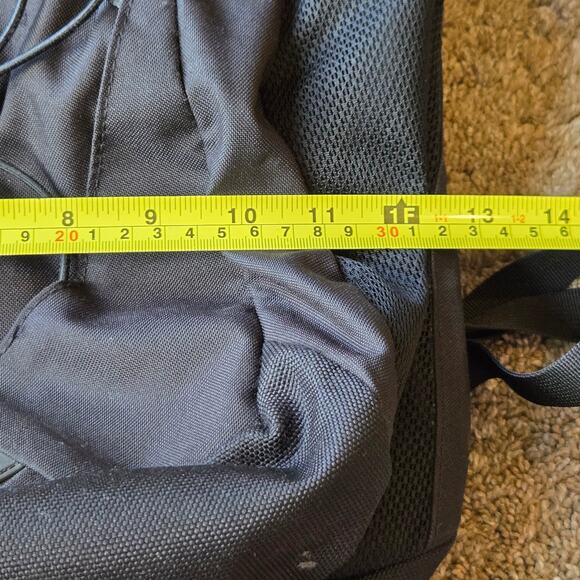 The North Face Jester Backpack Bag Flexvent Black School Commuter Travel Hiking - Picture 8 of 10